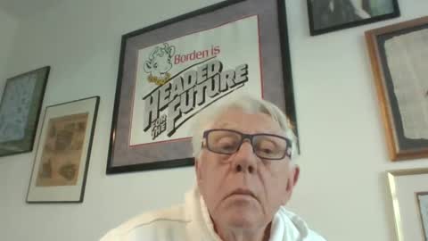 Snapshot of bestshot1951 chatting on November 10, 3:11 pm bestshot1951 online show from November 10, 3:11 pm