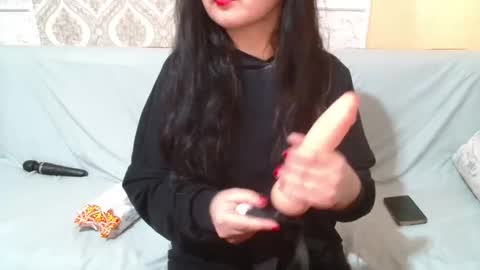 Snapshot of bet_lu chatting on February 27, 9:11 am Bet Lu online show from February 27, 9:11 am