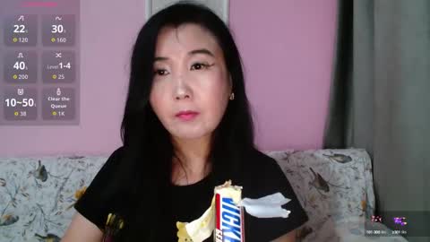 Snapshot of bet_lu chatting on October 17, 1:31 am Bet Lu online show from October 17, 1:31 am