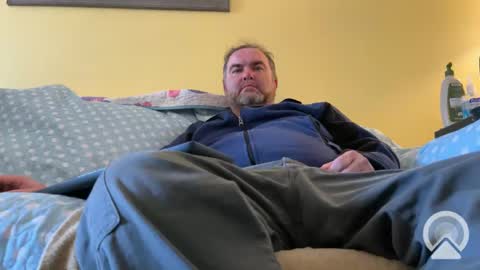 beta_bator online show from December 5, 2:22 pm