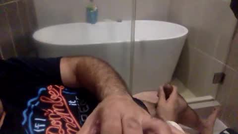 Snapshot of betoooox chatting on January 3, 4:33 am Virtual Gentleman online show from January 3, 4:33 am