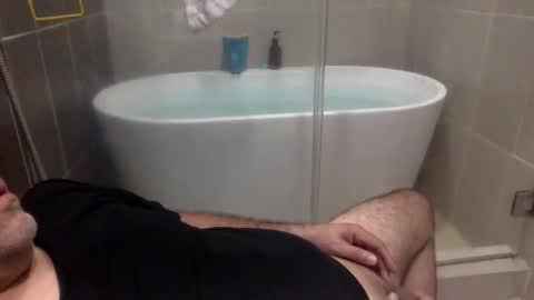 Snapshot of betoooox chatting on February 20, 2:51 am Virtual Gentleman online show from February 20, 2:51 am