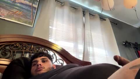 Snapshot of betorsido2 chatting on October 24, 9:00 pm betorsido2 online show from October 24, 9:00 pm