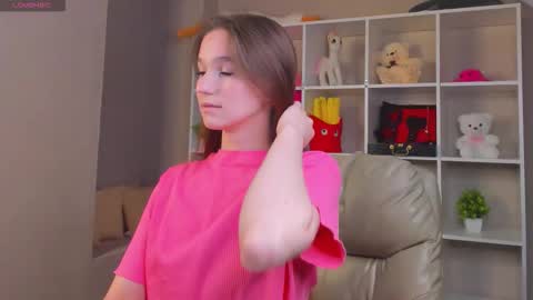 Snapshot of betty_nicolsson chatting on September 29, 10:20 am Eva online show from September 29, 10:20 am