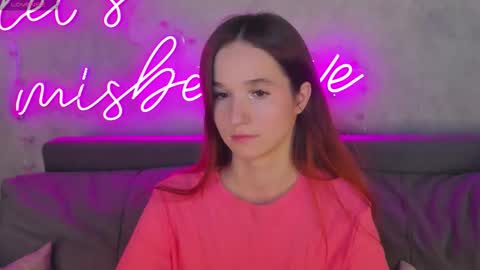 Snapshot of betty_nicolsson chatting on November 11, 9:31 am Eva online show from November 11, 9:31 am