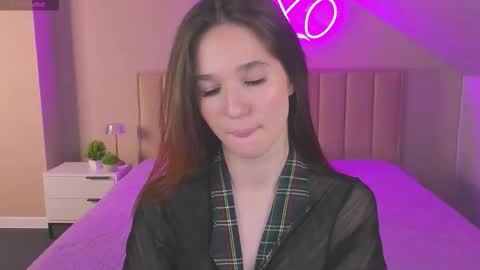 Snapshot of betty_nicolsson chatting on November 14, 9:52 am Eva online show from November 14, 9:52 am