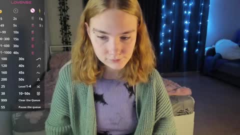 Snapshot of betty_witchy chatting on January 29, 1:05 am Dory make me happier online show from January 29, 1:05 am