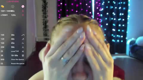 Snapshot of betty_witchy chatting on February 19, 5:16 am Dory make me happier online show from February 19, 5:16 am