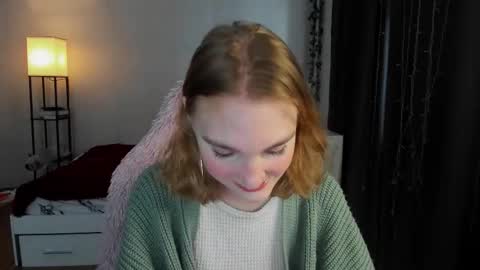 Snapshot of betty_witchy chatting on October 15, 2:33 am Dory make me happier online show from October 15, 2:33 am