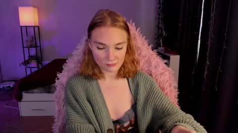 Snapshot of betty_witchy chatting on November 12, 3:29 am Dory make me happier online show from November 12, 3:29 am