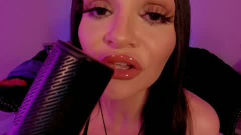 NatashaxoBangs online show from March 3, 10:28 am