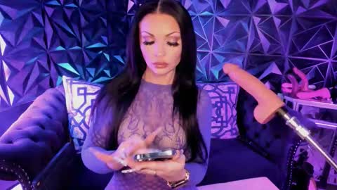 NatashaxoBangs online show from February 2, 1:15 am