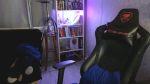 beverly_yay online show from May 8, 9:31 pm