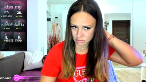   BeyonceDoll       Twitter DollBeyonce    online show from September 15, 8:42 pm