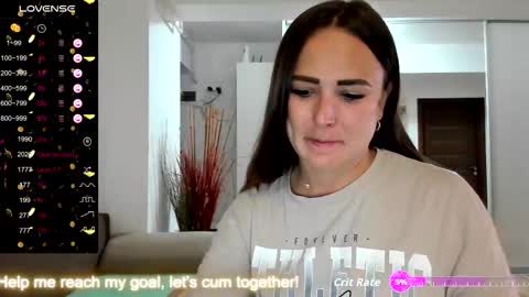   BeyonceDoll       Twitter DollBeyonce    online show from September 28, 6:13 pm