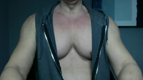 Snapshot of bgdkmuscleguy chatting on January 6, 4:34 pm BGDKMUSCLEGUY - SELECTED BY CHATURBATE AS A TOP BROADCASTER FOR 2023 online show from January 6, 4:34 pm