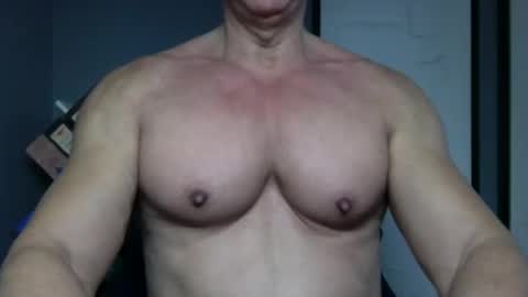 Snapshot of bgdkmuscleguy chatting on November 17, 5:41 pm BGDKMUSCLEGUY - SELECTED BY CHATURBATE AS A TOP BROADCASTER FOR 2023 online show from November 17, 5:41 pm