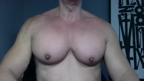 Snapshot of bgdkmuscleguy chatting on February 18, 6:48 pm BGDKMUSCLEGUY - SELECTED BY CHATURBATE AS A TOP BROADCASTER FOR 2023 online show from February 18, 6:48 pm