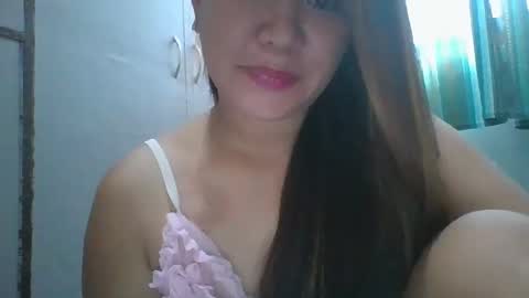 Snapshot of bhubbles chatting on February 23, 11:35 pm bhubbles online show from February 23, 11:35 pm