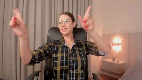 Snapshot of bianca_1035 chatting on November 27, 3:52 am Bian online show from November 27, 3:52 am