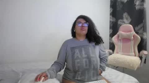 Bianca Tuesday to Sunday from 2am to 6am UTC-5 online show from January 13, 9:14 am