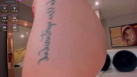 Snapshot of biancapierce_ chatting on December 28, 3:04 pm Bianca Pierce online show from December 28, 3:04 pm