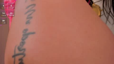 Snapshot of biancapierce_ chatting on January 11, 1:32 pm Bianca Pierce online show from January 11, 1:32 pm