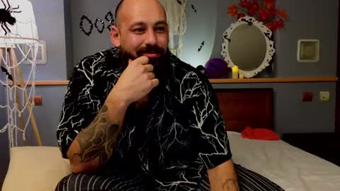 Snapshot of big__daddy110 chatting on October 28, 9:06 pm Rustam online show from October 28, 9:06 pm