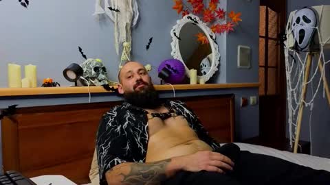 Snapshot of big__daddy110 chatting on October 29, 7:04 pm Rustam online show from October 29, 7:04 pm