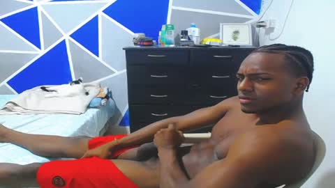 Snapshot of big_black11 chatting on February 25, 2:33 pm big_black11 online show from February 25, 2:33 pm