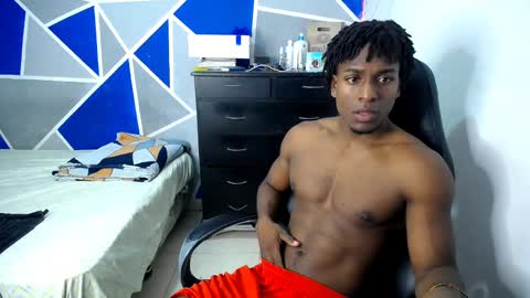 Snapshot of big_black11 chatting on October 7, 4:31 am big_black11 online show from October 7, 4:31 am