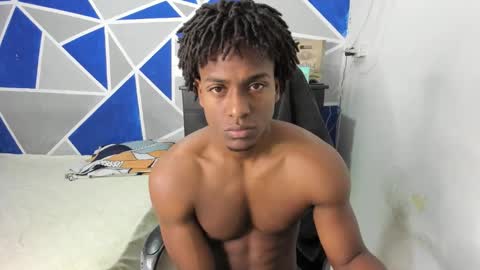 Snapshot of big_black11 chatting on November 6, 11:11 am big_black11 online show from November 6, 11:11 am