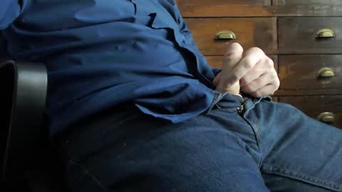 Snapshot of big_hard_zaddy chatting on November 14, 5:44 pm Stephen online show from November 14, 5:44 pm