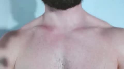 Snapshot of big_masterr chatting on December 1, 3:33 am big_masterr online show from December 1, 3:33 am