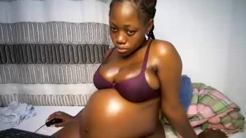 bigass001_ online show from January 10, 3:29 am