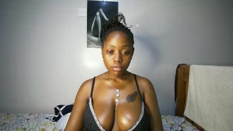 bigass001_ online show from October 4, 8:40 pm