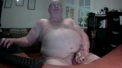 Bigaussie online show from April 24, 7:00 am