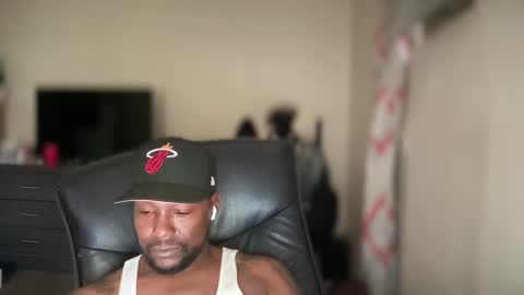 bigbackwoodcali online show from October 8, 10:29 pm