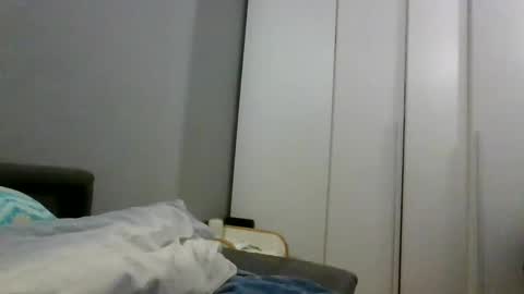 Snapshot of bigballsnojoke chatting on December 5, 9:39 pm bigballsnojoke online show from December 5, 9:39 pm