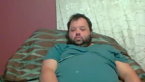 Snapshot of bigbear3287 chatting on November 21, 7:18 am Liam online show from November 21, 7:18 am