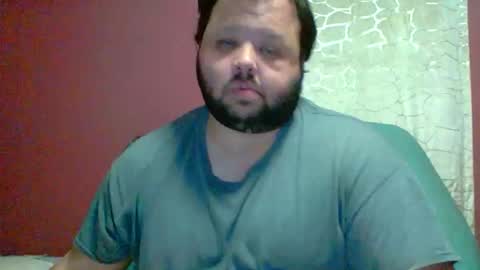 Snapshot of bigbear3287 chatting on November 25, 9:09 am Liam online show from November 25, 9:09 am