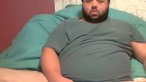 Snapshot of bigbear3287 chatting on November 29, 8:28 am Liam online show from November 29, 8:28 am