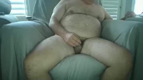 Snapshot of bigbear5186 chatting on October 12, 3:55 pm big boy online show from October 12, 3:55 pm