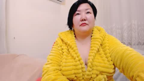 Snapshot of bigboobs55x chatting on November 11, 1:22 pm Kira online show from November 11, 1:22 pm