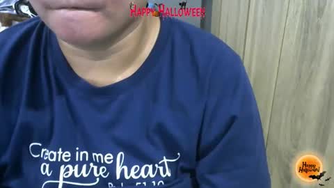 Snapshot of bigboobslyn chatting on November 2, 1:57 pm bigboobslyn online show from November 2, 1:57 pm