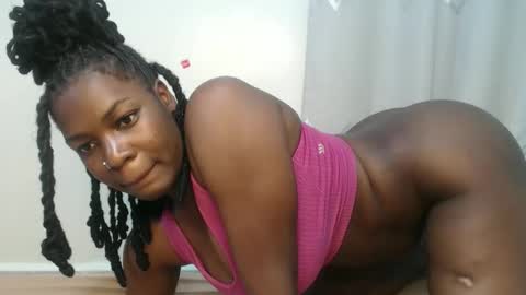 bigboobys123 online show from November 9, 7:23 pm