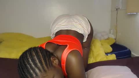 bigboobys123 online show from February 3, 6:40 am