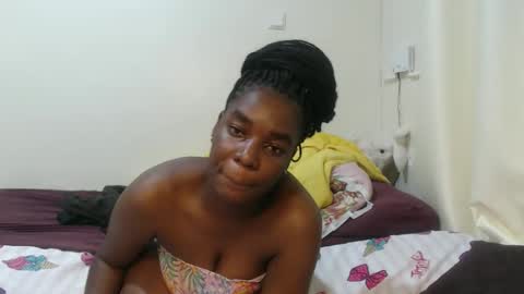 bigboobys123 online show from February 25, 7:56 pm