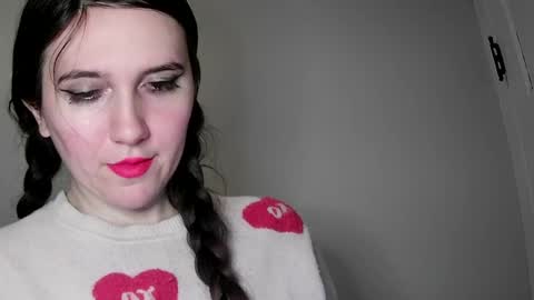 Isabella online show from February 5, 5:53 pm