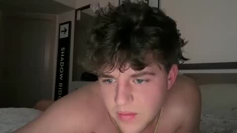 Snapshot of bigbootyburger1 chatting on December 14, 6:41 am bigbootyburger1 online show from December 14, 6:41 am